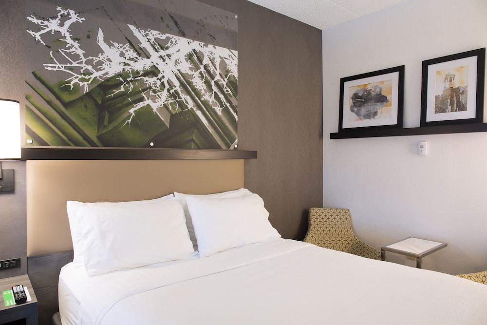 Holiday Inn Lafayette-City Centre By Ihg Exterior photo