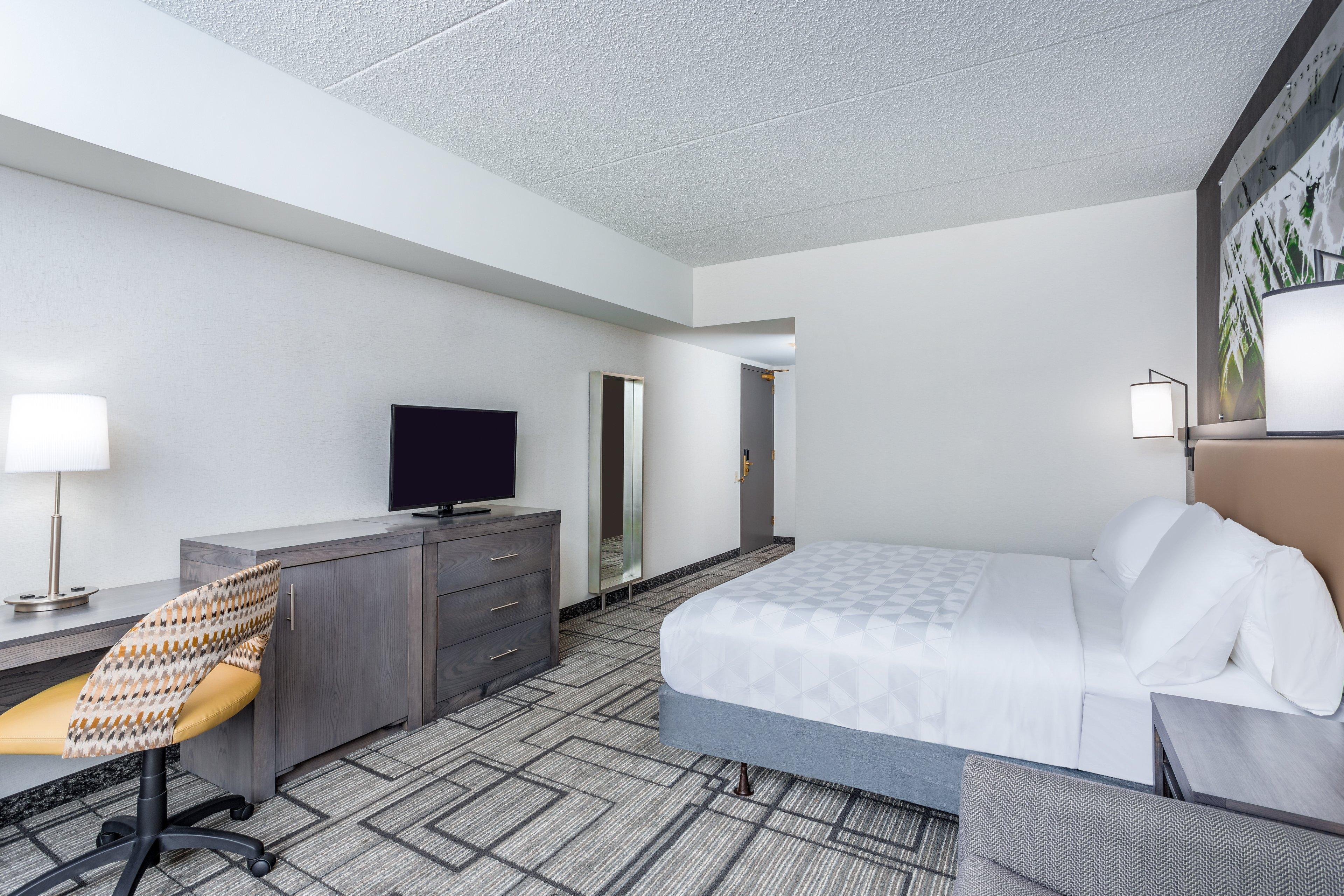 Holiday Inn Lafayette-City Centre By Ihg Exterior photo