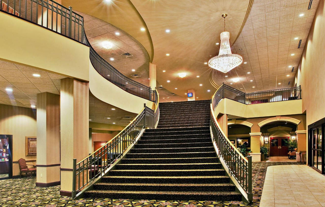Holiday Inn Lafayette-City Centre By Ihg Exterior photo