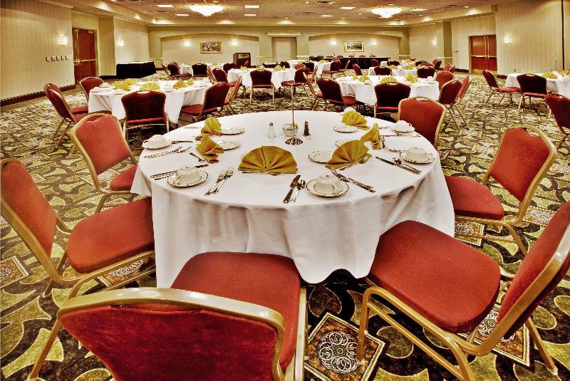 Holiday Inn Lafayette-City Centre By Ihg Exterior photo