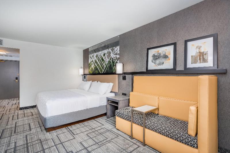 Holiday Inn Lafayette-City Centre By Ihg Exterior photo